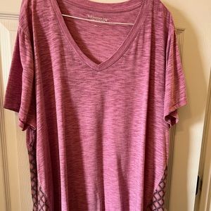Women’s tunic tee.